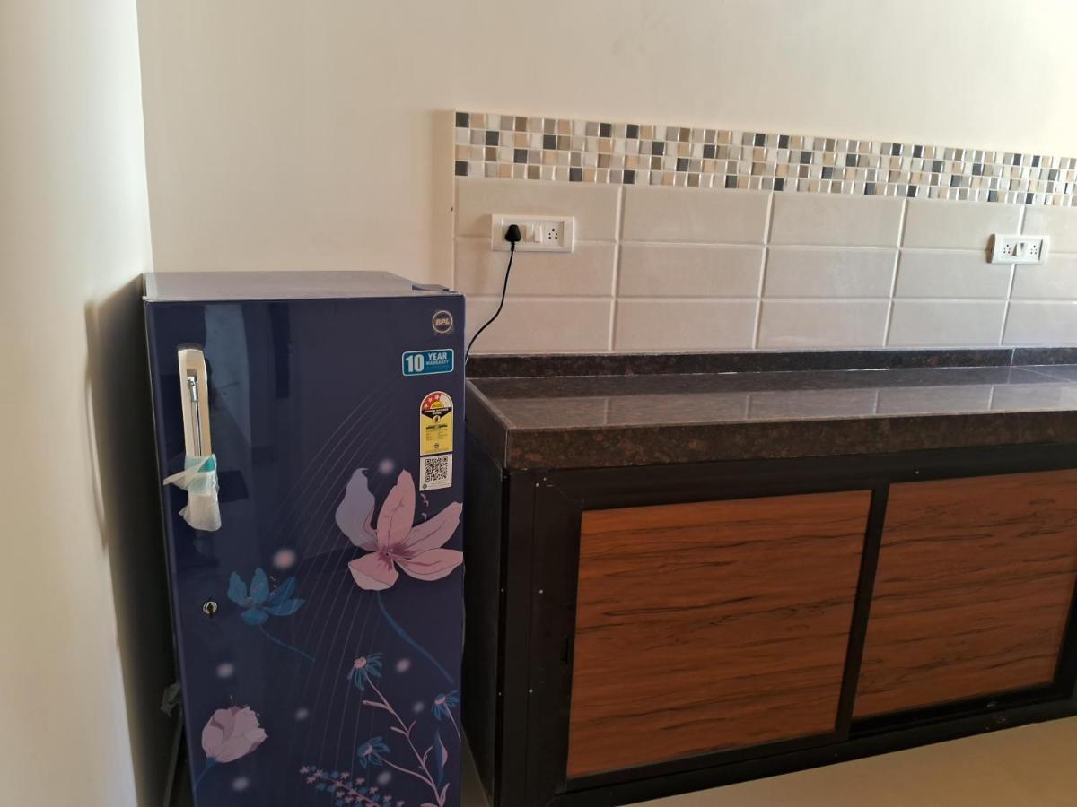 Fieldstone Lovely 2 Bhk Ac Apartment Talaulim المظهر الخارجي الصورة
