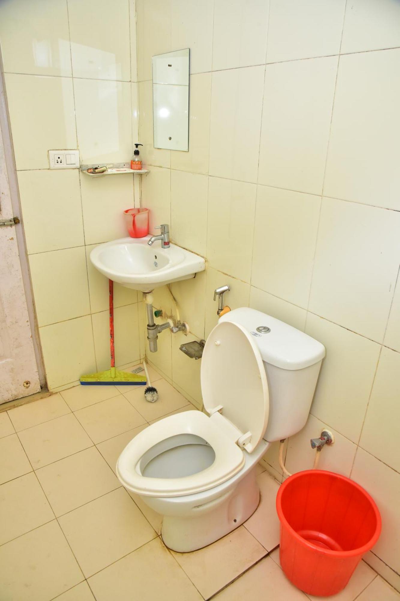Fieldstone Lovely 2 Bhk Ac Apartment Talaulim الغرفة الصورة